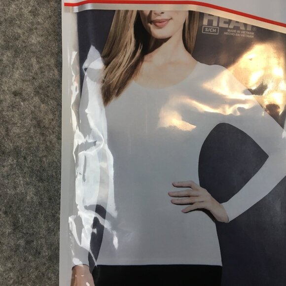 32 Degrees Top Womens S Long Sleeve Scoop Neck Base Layer Extra Warm Dark Purple - Picture 3 of 8